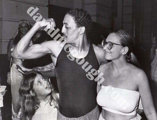 Gregory Hines and family 1981, NY..jpg